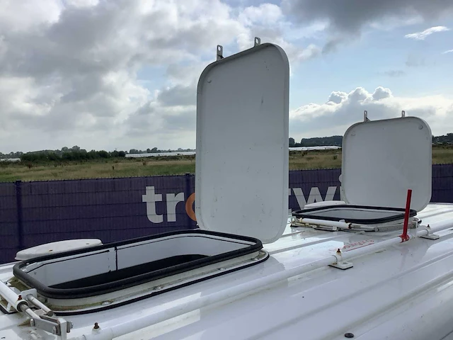 2013 volkswagen transporter kombi bedrijfswagen - afbeelding 14 van  17