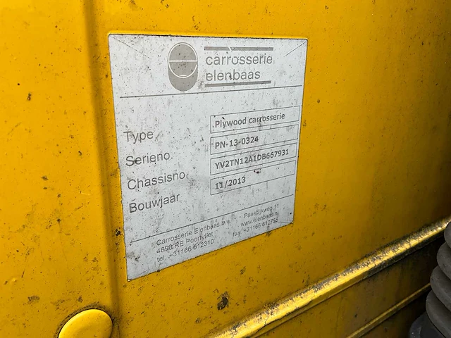 2013 volvo fl250 euro5 vrachtwagen met laadklep - afbeelding 29 van  38