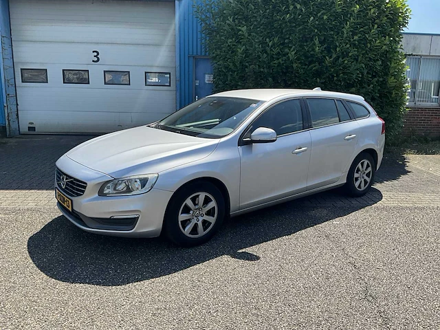 2013 volvo v60 auto - afbeelding 1 van  26