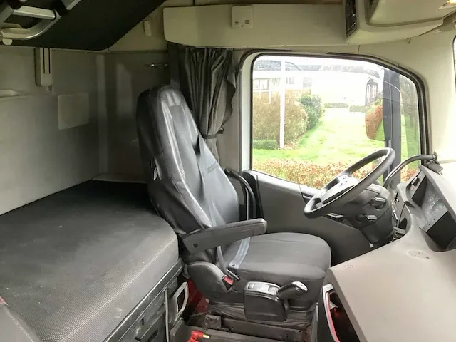 2013 volvo vrachtwagen/cementvloeren trailer combinatie - afbeelding 8 van  33