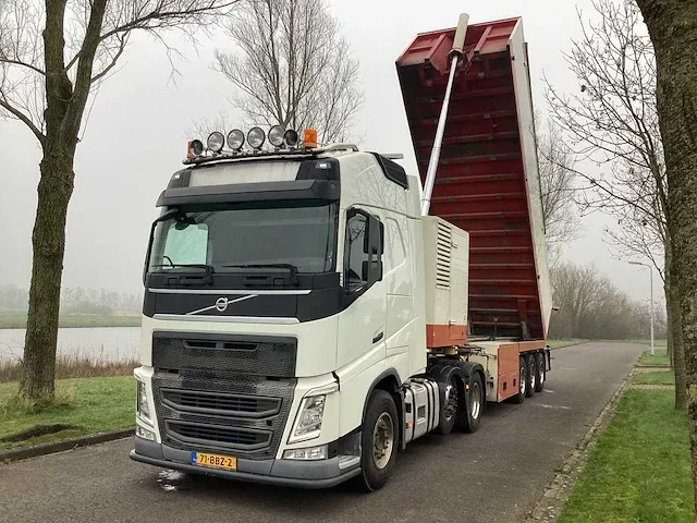 2013 volvo vrachtwagen/cementvloeren trailer combinatie - afbeelding 25 van  33