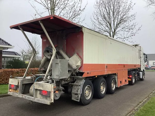 2013 volvo vrachtwagen/cementvloeren trailer combinatie - afbeelding 29 van  33