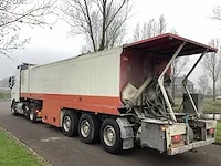 2013 volvo vrachtwagen/cementvloeren trailer combinatie - afbeelding 30 van  33