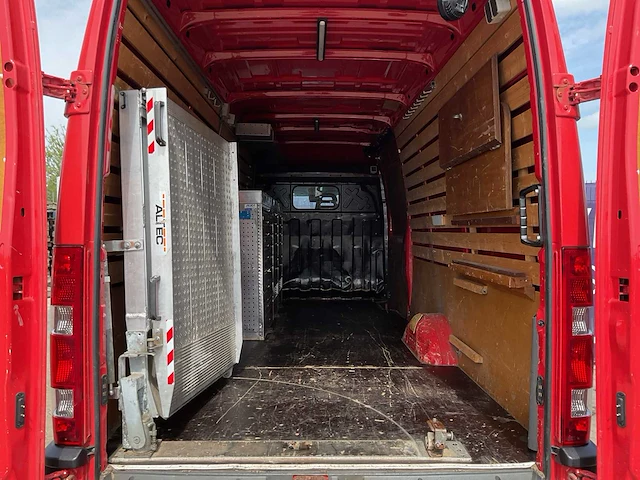 2014 - iveco - daily - 35s13v 395 h3 l4 - bedrijfswagen - afbeelding 22 van  26