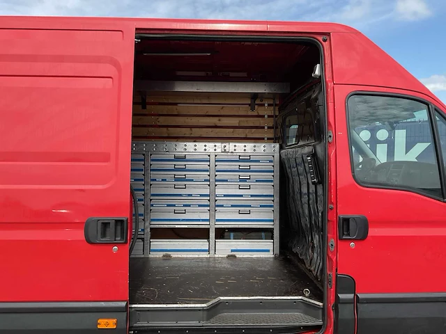 2014 - iveco - daily - 35s13v 395 h3 l4 - bedrijfswagen - afbeelding 23 van  26