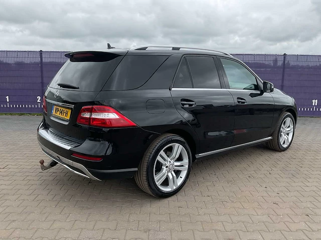 2014 - mercedes-benz - ml 350 bluetec 4matic - bedrijfswagen - afbeelding 15 van  21