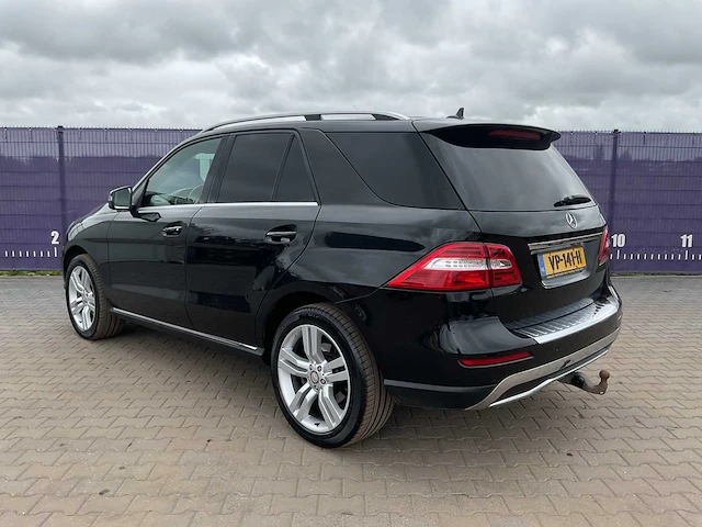 2014 - mercedes-benz - ml 350 bluetec 4matic - bedrijfswagen - afbeelding 16 van  21