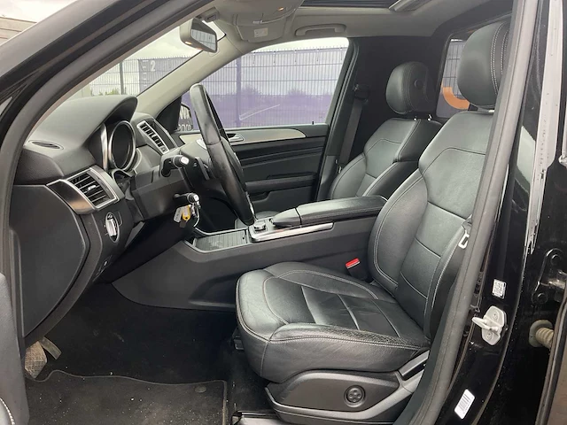 2014 - mercedes-benz - ml 350 bluetec 4matic - bedrijfswagen - afbeelding 19 van  21