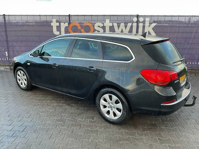 2014 - opel - astra sports tourer - 1.6 cdti business + - personenauto - afbeelding 4 van  10