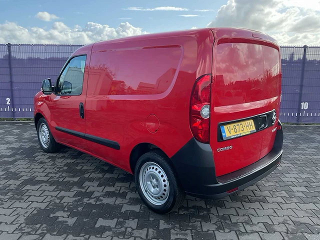 2014 - opel - combo - 1.4 l1h1 ecoflex sel benzine - bedrijfswagen - afbeelding 7 van  13