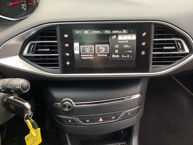 2014 - peugeot - 308 sw - 1.6 bluehdi b. l. ex - personenauto - afbeelding 12 van  13