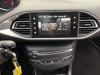 2014 - peugeot - 308 sw - 1.6 bluehdi b. l. ex - personenauto - afbeelding 12 van  13