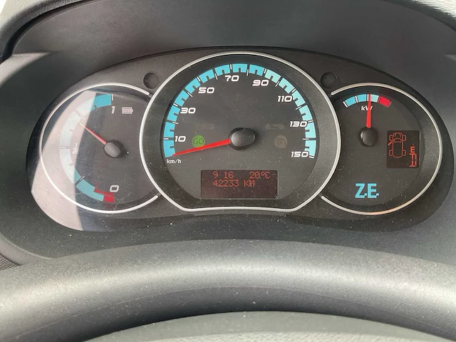 2014 - renault - kangoo express - z.e. - bedrijfswagen - afbeelding 2 van  13