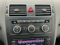 2014 - volkswagen - touran - 2.0 tdi comfl. bluem - personenauto - afbeelding 2 van  15