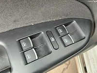 2014 - volkswagen - touran - 2.0 tdi comfl. bluem - personenauto - afbeelding 7 van  15
