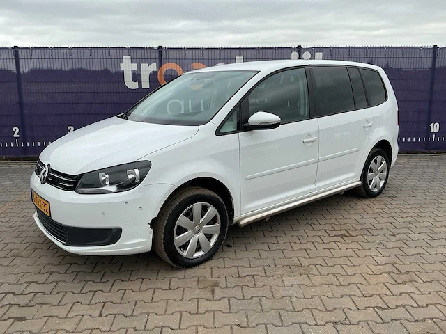 2014 - volkswagen - touran - 2.0 tdi comfl. bluem - personenauto - afbeelding 1 van  15