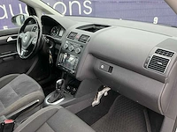 2014 - volkswagen - touran - 2.0 tdi comfl. bluem - personenauto - afbeelding 13 van  15