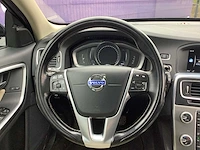 2014 - volvo - v60 - 2.4 d6 awd pl.i sum. - personenauto - afbeelding 3 van  28