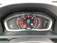 2014 - volvo - v60 - 2.4 d6 awd pl.i sum. - personenauto - afbeelding 4 van  28