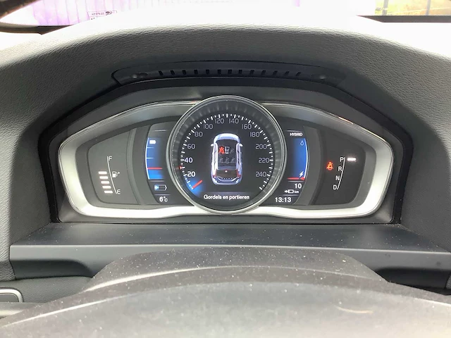 2014 - volvo - v60 - 2.4 d6 awd pl.i sum. - personenauto - afbeelding 7 van  28