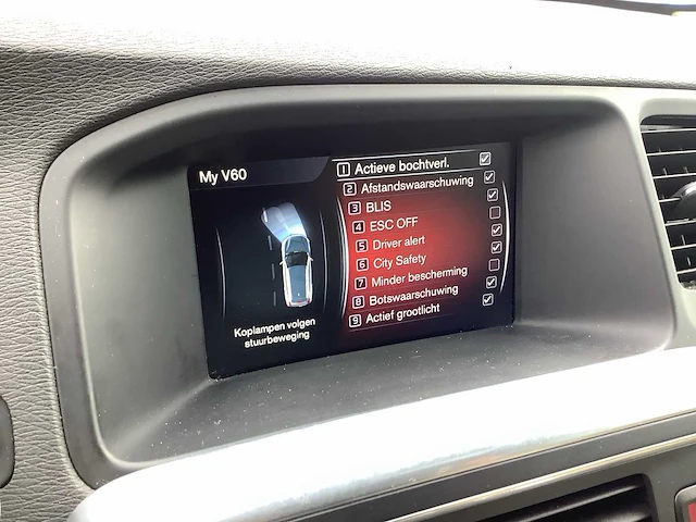2014 - volvo - v60 - 2.4 d6 awd pl.i sum. - personenauto - afbeelding 10 van  28