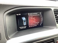 2014 - volvo - v60 - 2.4 d6 awd pl.i sum. - personenauto - afbeelding 10 van  28