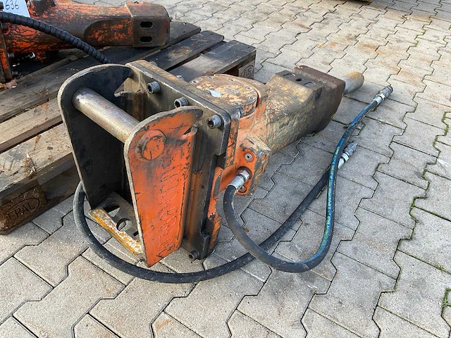 2014 atlas copco sb302 hydraulische breekhamer - afbeelding 3 van  8