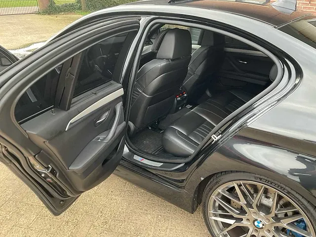 2014 bmw m5 5-serie sedan personenauto - afbeelding 13 van  41