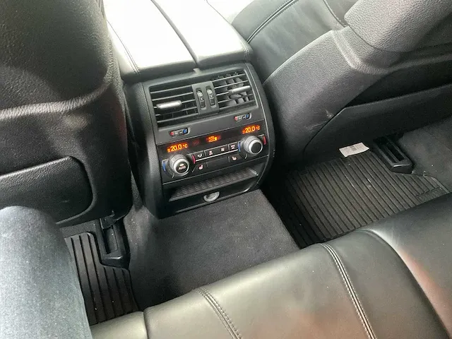 2014 bmw m5 5-serie sedan personenauto - afbeelding 15 van  41