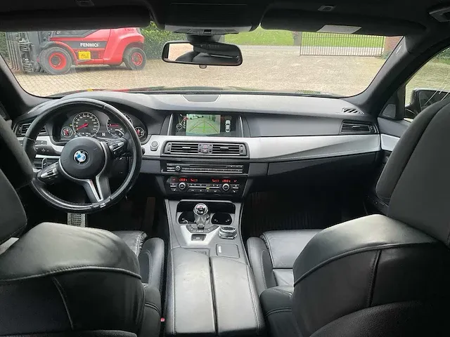 2014 bmw m5 5-serie sedan personenauto - afbeelding 16 van  41