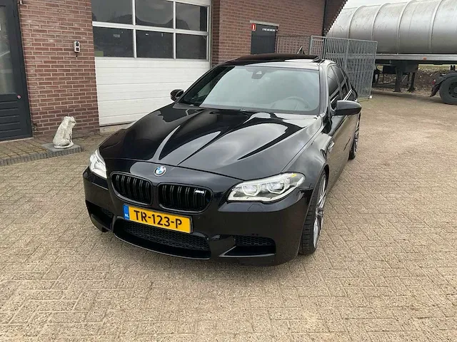 2014 bmw m5 5-serie sedan personenauto - afbeelding 12 van  41