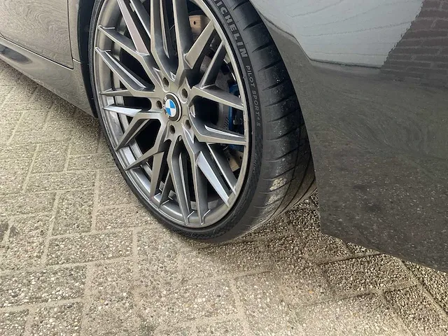 2014 bmw m5 5-serie sedan personenauto - afbeelding 33 van  41