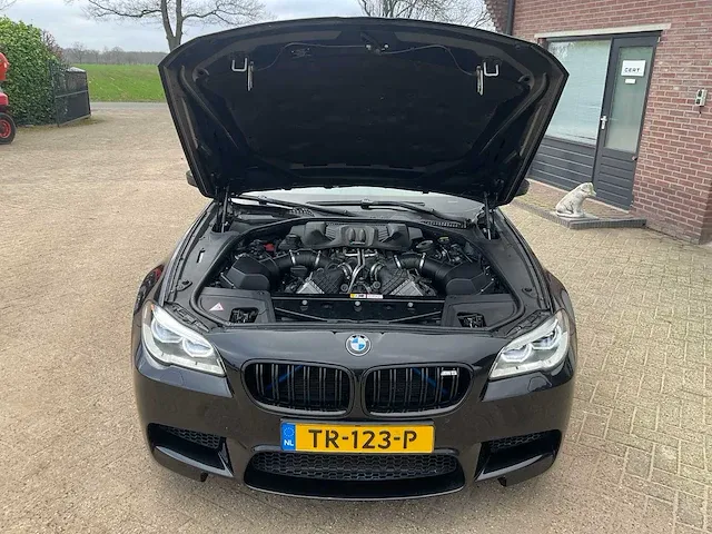 2014 bmw m5 5-serie sedan personenauto - afbeelding 35 van  41