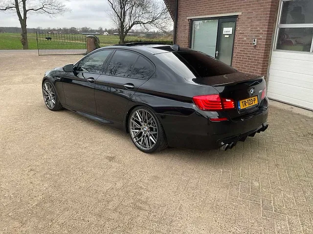 2014 bmw m5 5-serie sedan personenauto - afbeelding 34 van  41