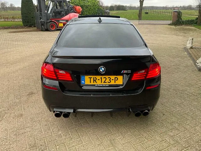 2014 bmw m5 5-serie sedan personenauto - afbeelding 38 van  41