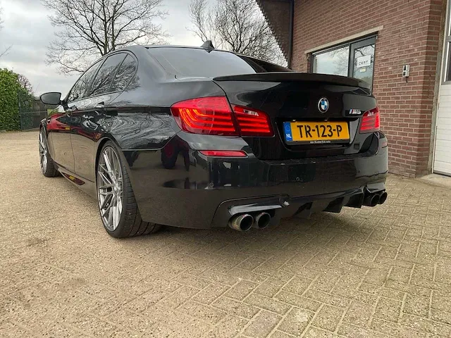 2014 bmw m5 5-serie sedan personenauto - afbeelding 39 van  41