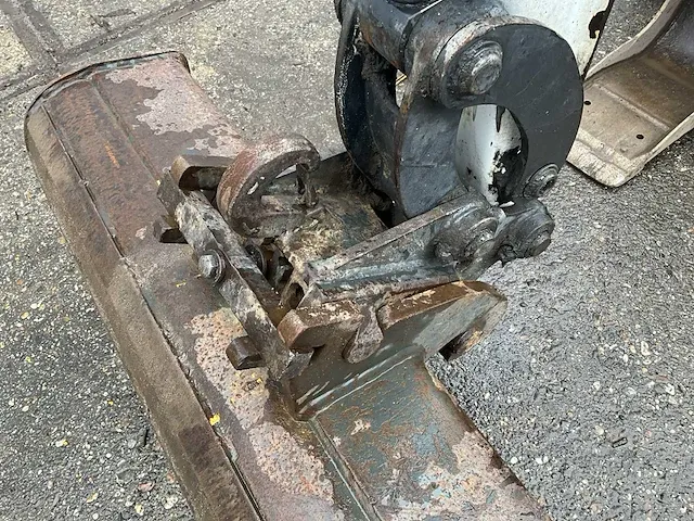 2014 bobcat e20 minigraafmachine - afbeelding 11 van  38