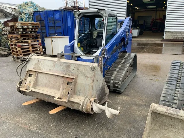 2014 bobcat t770 rups schranklader - afbeelding 1 van  13