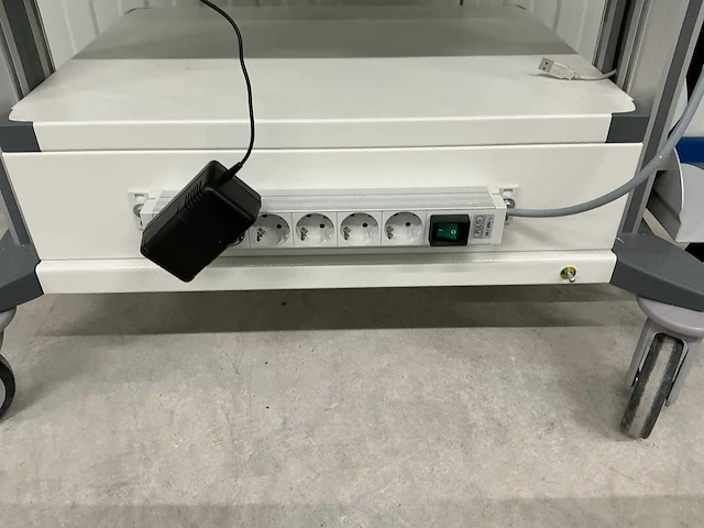 2014 boso abi system 100 bloeddrukmeter op trolley - afbeelding 5 van  6