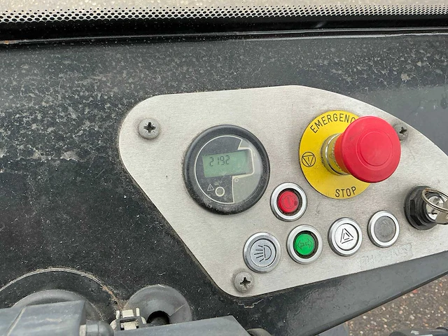 2014 bradshaw t800 industriële trekker - afbeelding 3 van  23