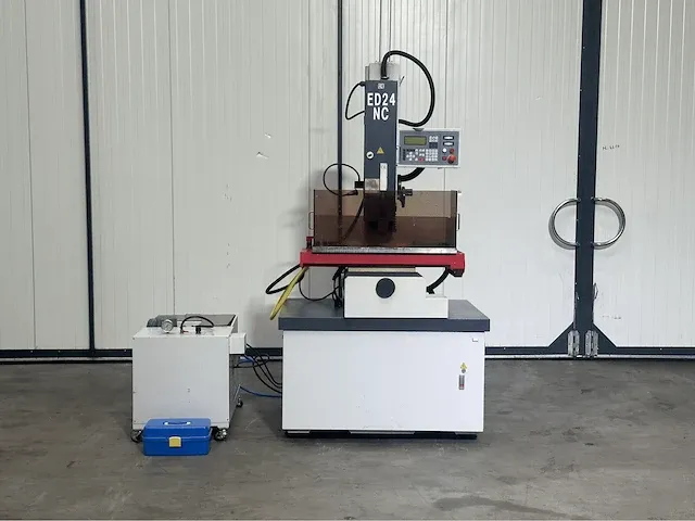 2014 castek ed-24nc startgat erodeermachine, elektrode 0;3-3mm - afbeelding 13 van  19