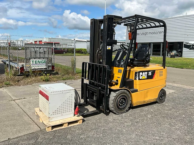 2014 cat ep25k-pac vorkheftruck - afbeelding 1 van  28