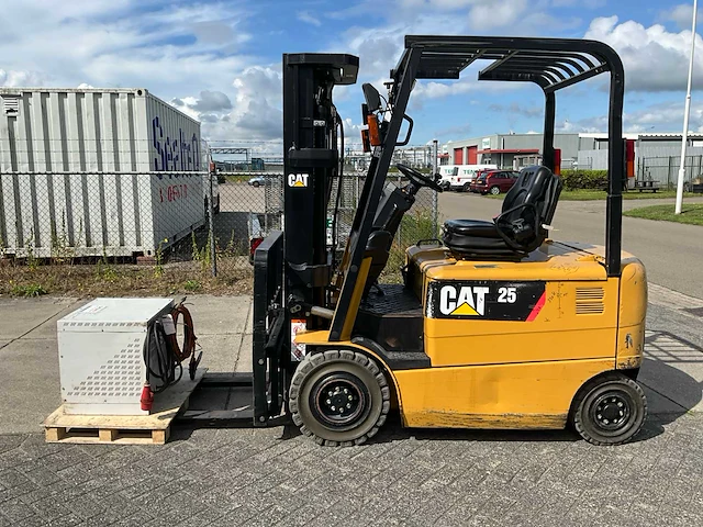 2014 cat ep25k-pac vorkheftruck - afbeelding 24 van  28