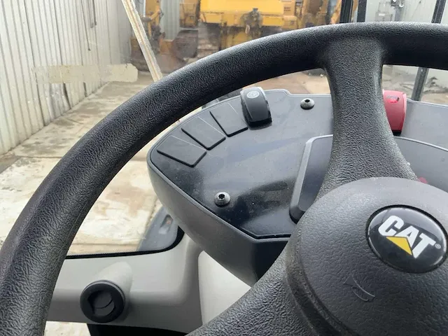 2014 caterpillar 907h shovel - afbeelding 21 van  29