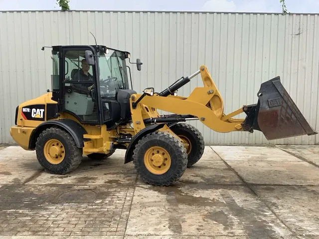 2014 caterpillar 907h shovel - afbeelding 12 van  29