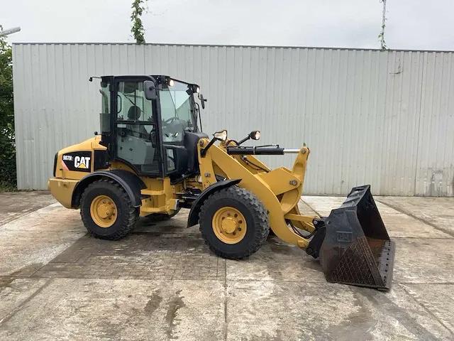2014 caterpillar 907h2 shovel - afbeelding 1 van  33