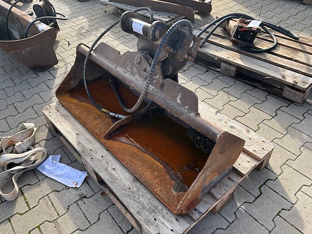 2014 ch1200 kantelbak - afbeelding 1 van  12