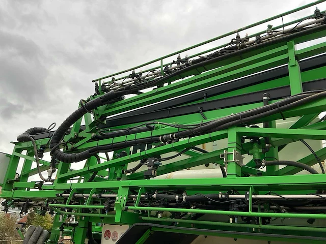 2014 chd f4139a veldspuit - afbeelding 16 van  56