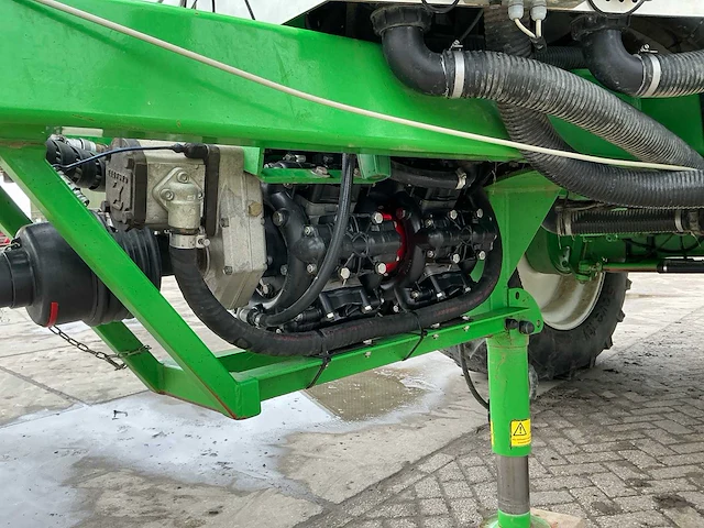 2014 chd f4139a veldspuit - afbeelding 19 van  56