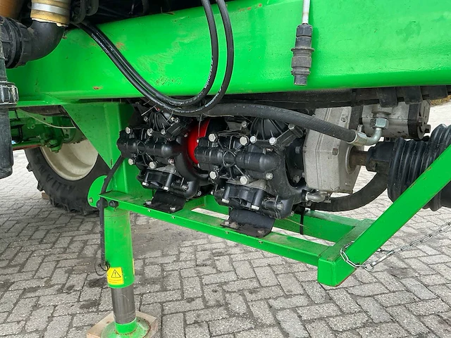 2014 chd f4139a veldspuit - afbeelding 21 van  56